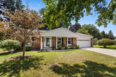Tiny photo for 4 Stanford Place, Champaign, IL 61820 (MLS # 12695666)