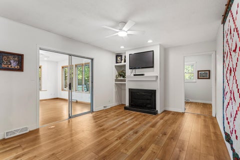 Tiny photo for 4 Stanford Place, Champaign, IL 61820 (MLS # 12695666)