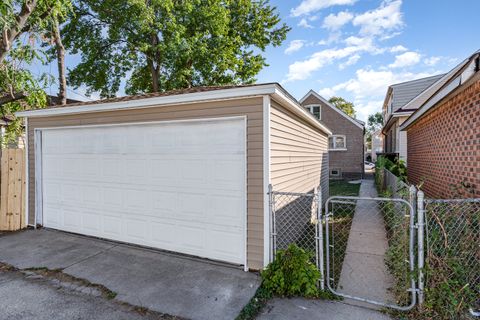 Tiny photo for 5834 S California Avenue, Chicago, IL 60629 (MLS # 12489791)