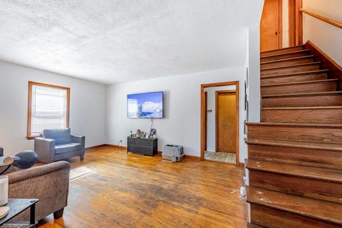 Tiny photo for 2910 E 138 Place, Burnham, IL 60633 (MLS # 12633813)