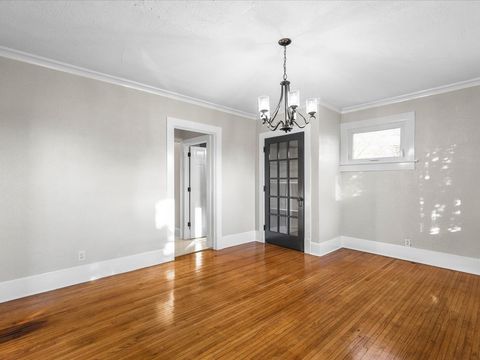 Tiny photo for 634 13th Street, Rockford, IL 61104 (MLS # 12525762)