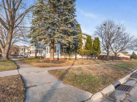 Tiny photo for 634 13th Street, Rockford, IL 61104 (MLS # 12525762)
