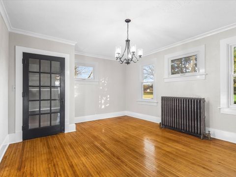 Tiny photo for 634 13th Street, Rockford, IL 61104 (MLS # 12525762)