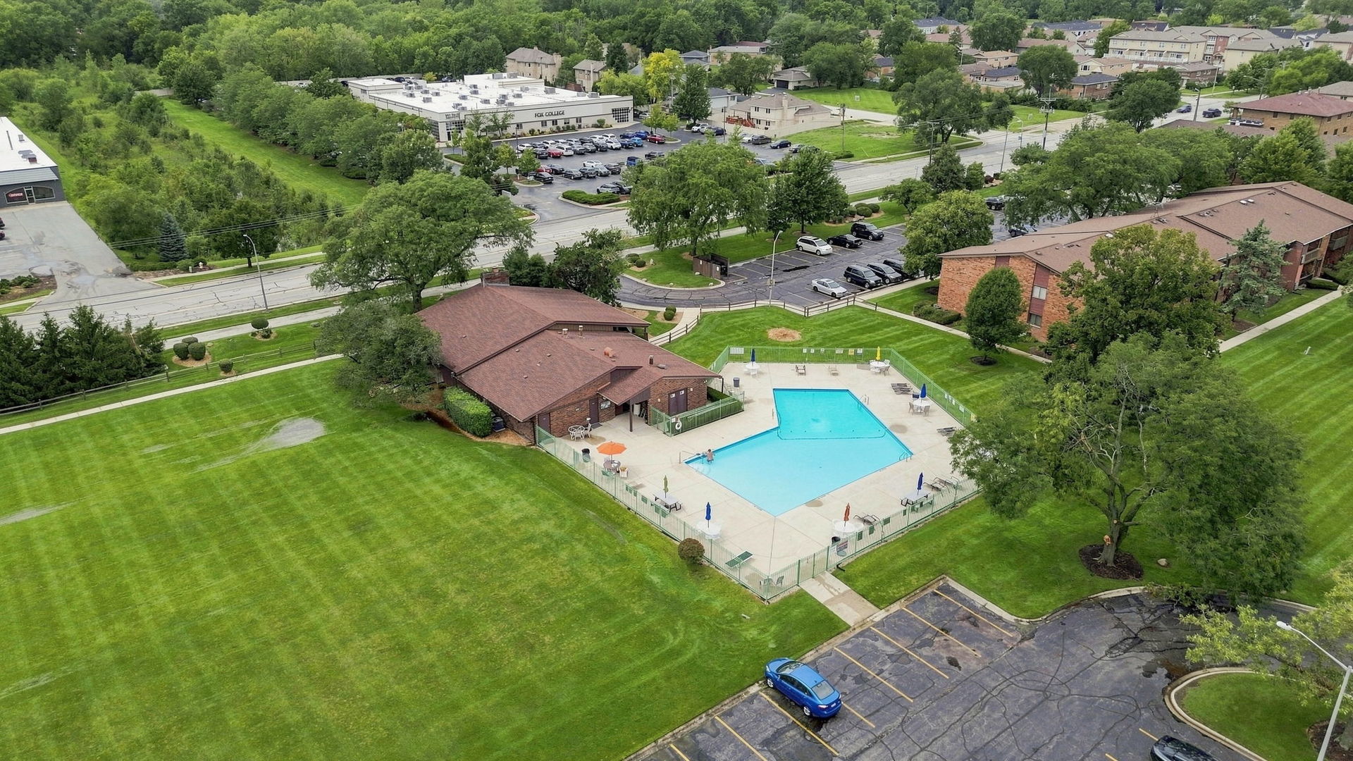 18075 Royal Oak Court 2S