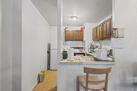 Tiny photo for 4343 N Clarendon Avenue #1715, Chicago, IL 60613 (MLS # 12491873)