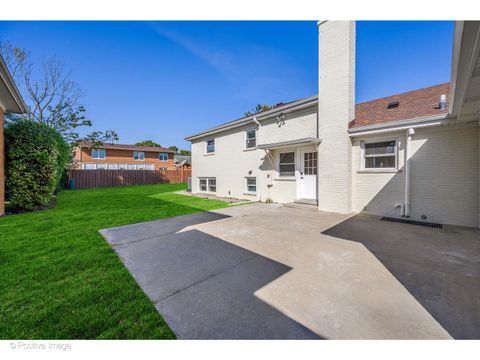 A home in Lincolnwood