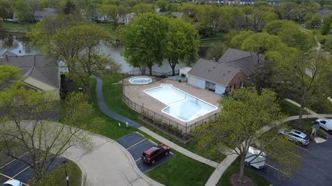 Tiny photo for 1514 Camden Court #A1, Wheeling, IL 60090 (MLS # 12625005)