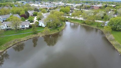 Tiny photo for 1514 Camden Court #A1, Wheeling, IL 60090 (MLS # 12625005)