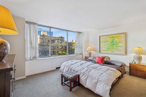 Tiny photo for 5201 S CORNELL Avenue #3E, Chicago, IL 60615 (MLS # 12503035)