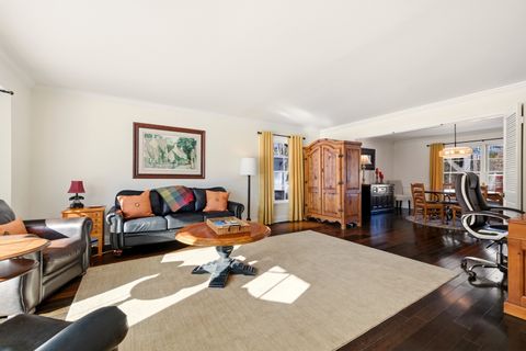 Tiny photo for 17 Camberley Court, Hinsdale, IL 60521 (MLS # 12560036)