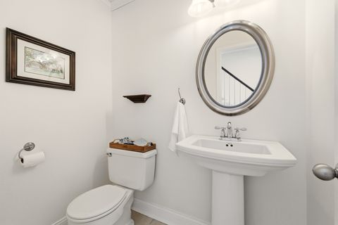 Tiny photo for 17 Camberley Court, Hinsdale, IL 60521 (MLS # 12560036)