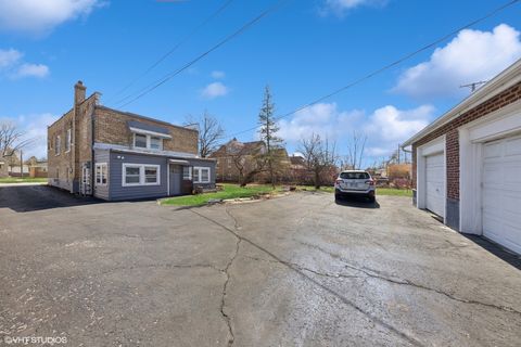 Tiny photo for 4332 Amelia Avenue, Lyons, IL 60534 (MLS # 12595089)