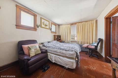 Tiny photo for 4332 Amelia Avenue, Lyons, IL 60534 (MLS # 12595089)