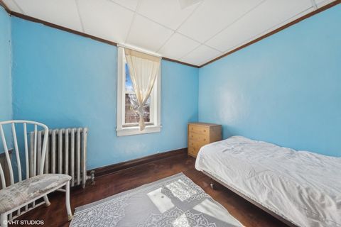 Tiny photo for 4332 Amelia Avenue, Lyons, IL 60534 (MLS # 12595089)