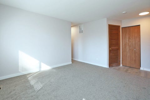 Tiny photo for 675 Greenfield Court #D1, Bartlett, IL 60103 (MLS # 12750051)