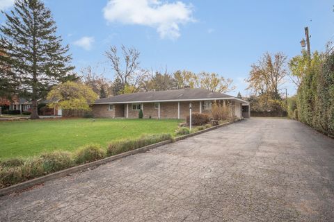 A home in Glen Ellyn