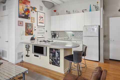 Tiny photo for 130 S Canal Street #220, Chicago, IL 60606 (MLS # 12625558)