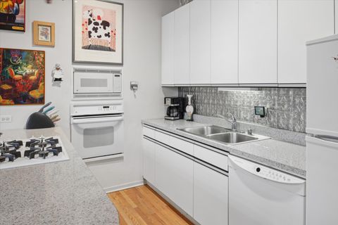 Tiny photo for 130 S Canal Street #220, Chicago, IL 60606 (MLS # 12625558)