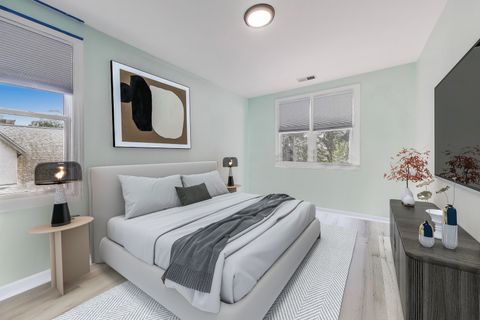 Tiny photo for 6431 N Paulina Street, Chicago, IL 60626 (MLS # 12614142)