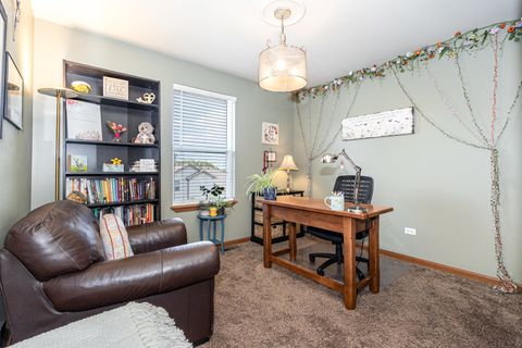 Tiny photo for 1001 Scottsdale Lane, Joliet, IL 60432 (MLS # 12469458)