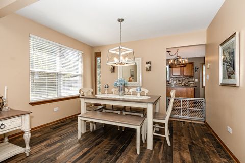 Tiny photo for 1001 Scottsdale Lane, Joliet, IL 60432 (MLS # 12469458)