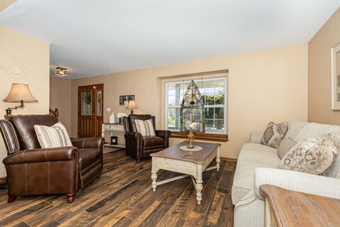 Tiny photo for 1001 Scottsdale Lane, Joliet, IL 60432 (MLS # 12469458)