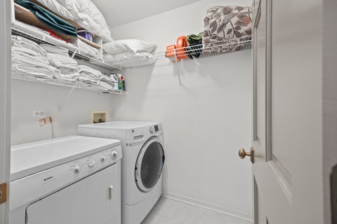Tiny photo for 101 N Euclid Avenue #26, Oak Park, IL 60301 (MLS # 12769331)