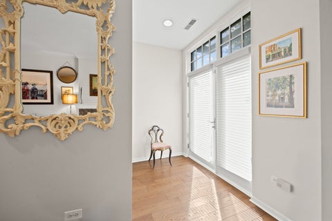 Tiny photo for 101 N Euclid Avenue #26, Oak Park, IL 60301 (MLS # 12769331)