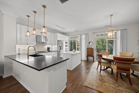 Tiny photo for 101 N Euclid Avenue #26, Oak Park, IL 60301 (MLS # 12769331)