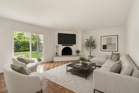 Tiny photo for 1008 Oxford Road, Deerfield, IL 60015 (MLS # 12623732)
