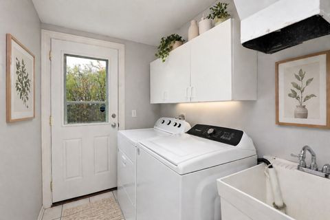 Tiny photo for 1008 Oxford Road, Deerfield, IL 60015 (MLS # 12623732)