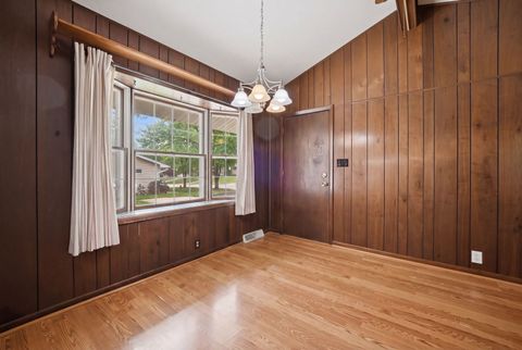 Tiny photo for 323 E Dresser Road, DeKalb, IL 60115 (MLS # 12632209)