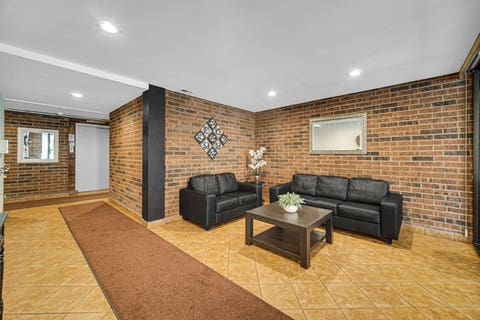 Tiny photo for 9395 Landings Lane #303, Des Plaines, IL 60016 (MLS # 12651353)