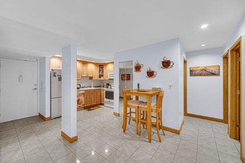Tiny photo for 9395 Landings Lane #303, Des Plaines, IL 60016 (MLS # 12651353)