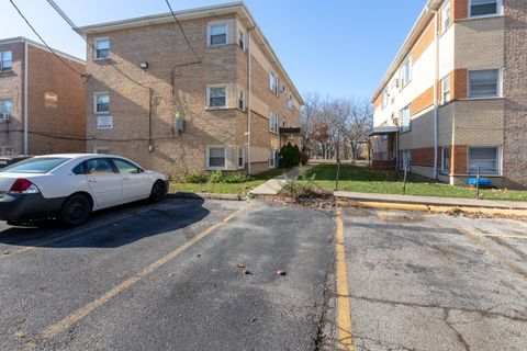 Tiny photo for 2245 Des Plaines Avenue #A, North Riverside, IL 60546 (MLS # 12607830)