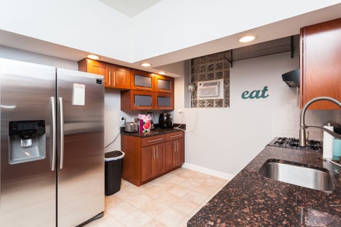 Tiny photo for 3608 N Pine Grove Avenue #B7, Chicago, IL 60613 (MLS # 12681663)