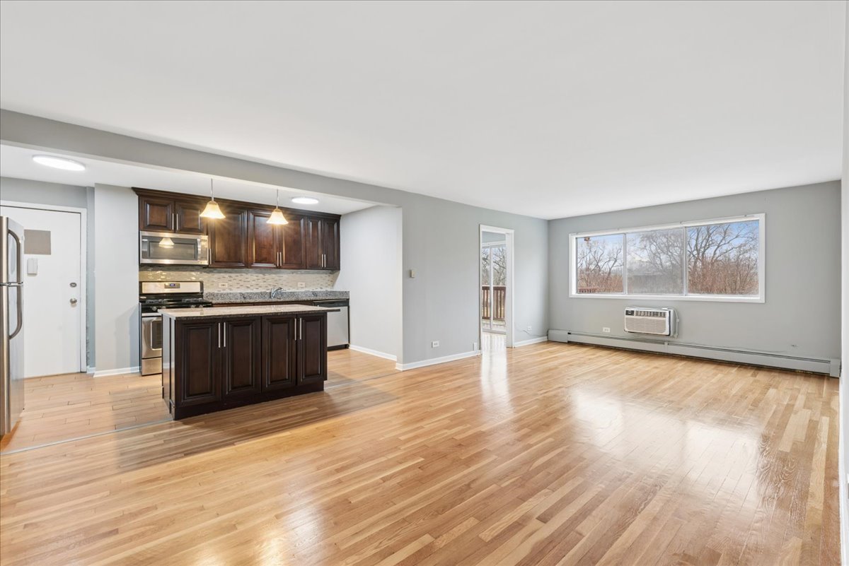 726 Dempster Street 206