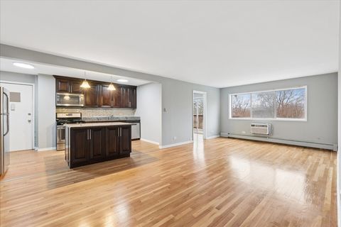 Tiny photo for 726 Dempster Street #206, Mount Prospect, IL 60056 (MLS # 12586458)