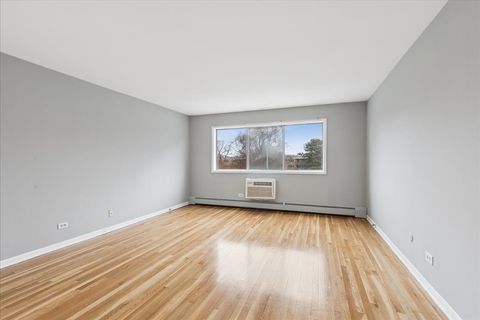 Tiny photo for 726 Dempster Street #206, Mount Prospect, IL 60056 (MLS # 12586458)