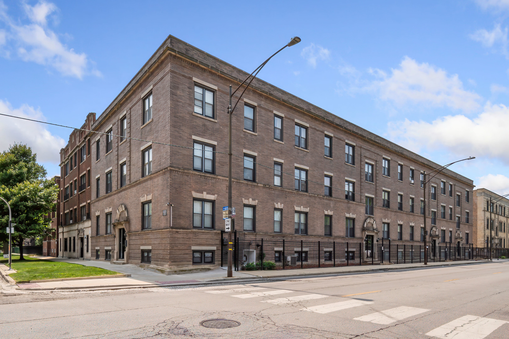 1133 E 61ST Street 2