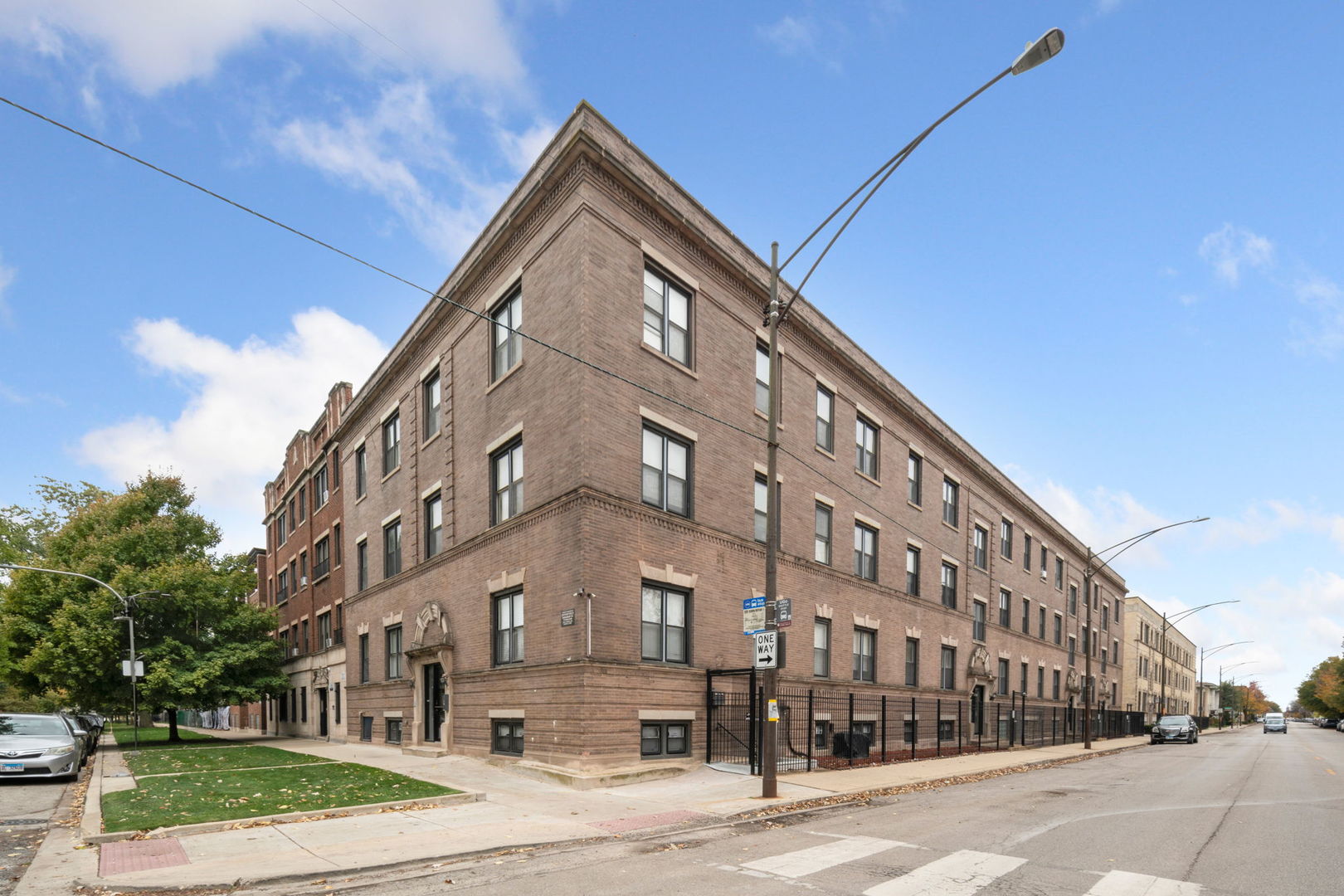 1133 E 61ST Street 2