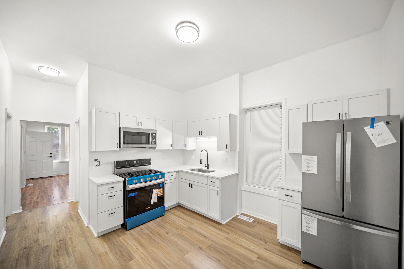 6810 S WABASH Avenue