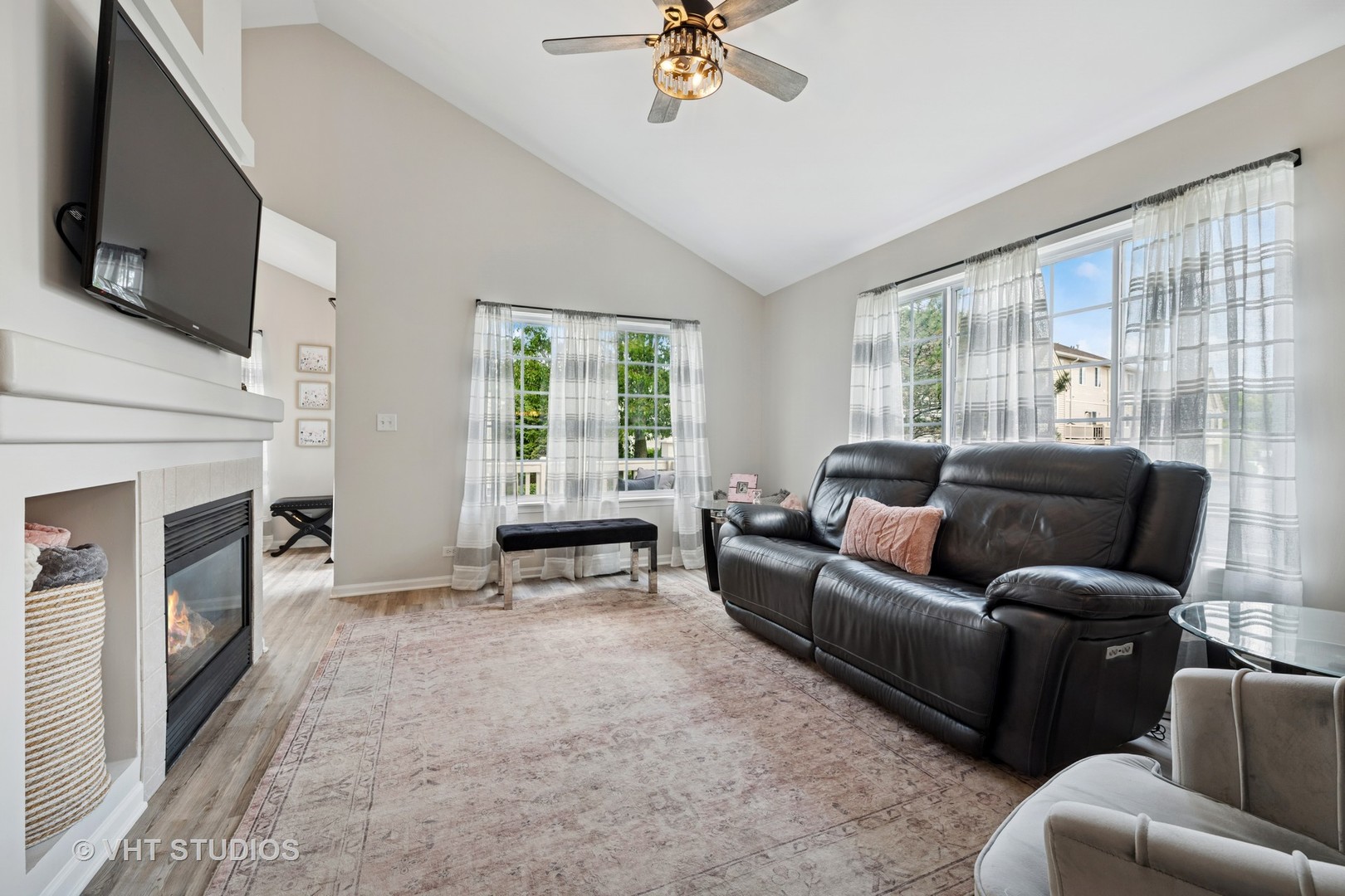 425 Cary Woods Circle