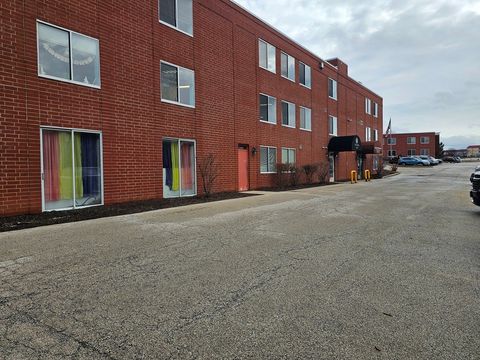 Photo of 4600 Frontage Road, Hillside, IL 60162 (MLS # 12325558)