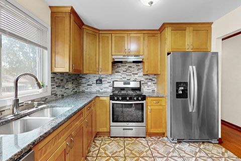 Tiny photo for 923 Capistrano Terrace, Bartlett, IL 60103 (MLS # 12473369)