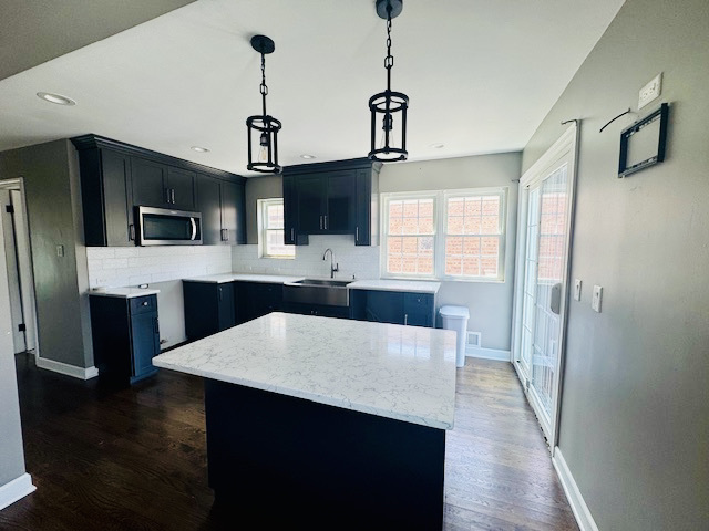 2544 W 107th Street