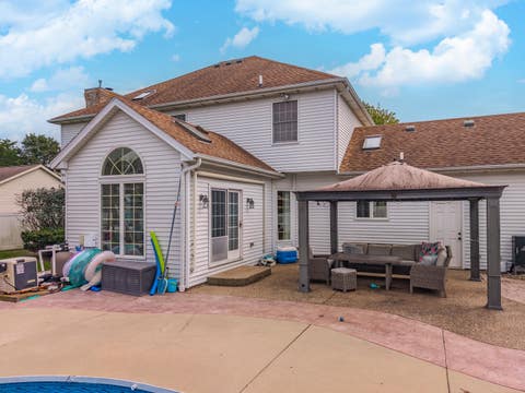 Tiny photo for 3206 Leafy Lane, Bloomington, IL 61704 (MLS # 12730804)