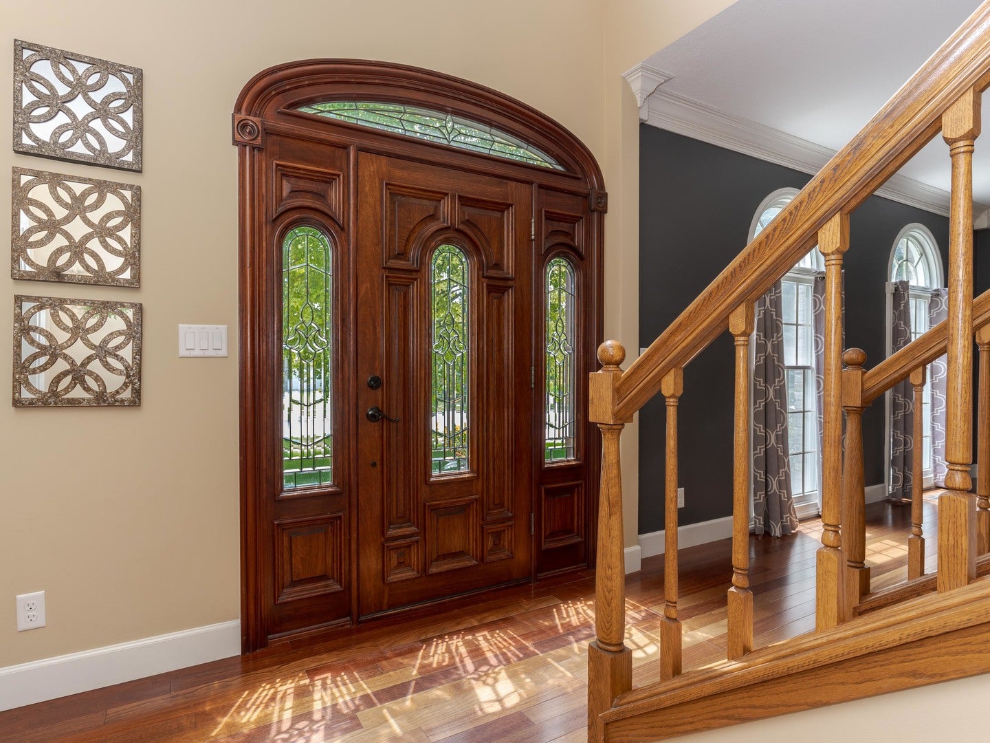 3206 Leafy Lane