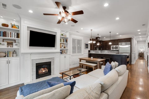 Tiny photo for 3337 N Seminary Avenue #2, Chicago, IL 60657 (MLS # 12667109)