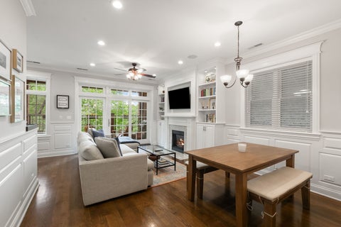 Tiny photo for 3337 N Seminary Avenue #2, Chicago, IL 60657 (MLS # 12667109)